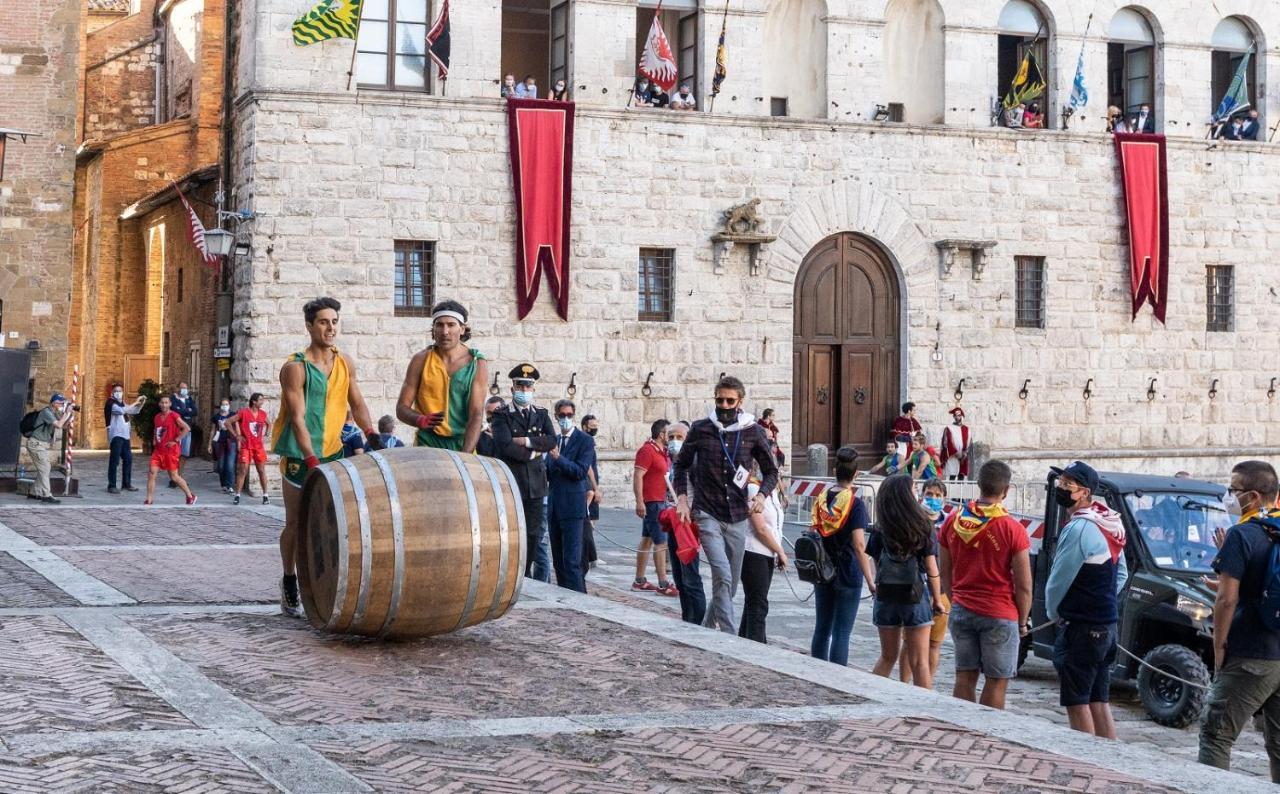 Il Loggione,Montepulciano Esperienza Toscana, 150 Mt Da Piazza Grande المظهر الخارجي الصورة
