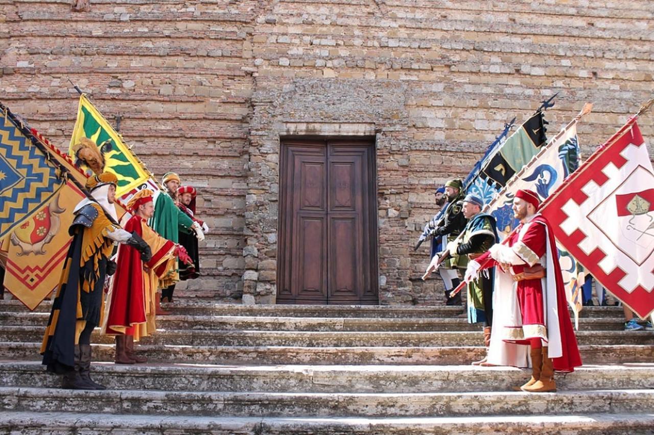 Il Loggione,Montepulciano Esperienza Toscana, 150 Mt Da Piazza Grande المظهر الخارجي الصورة
